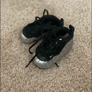 Silver foamposite crib size 2 infant